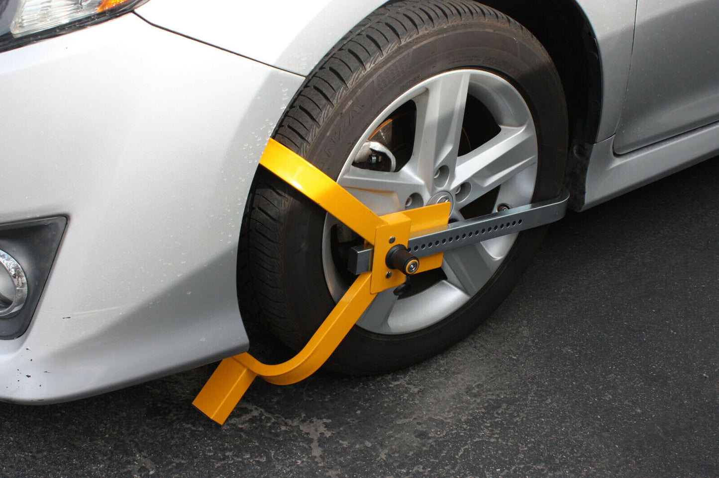 Wheel Lock Clamp