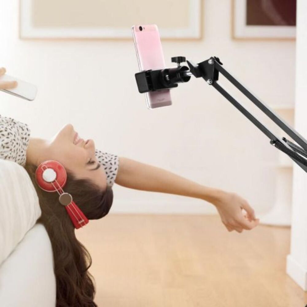 Flexible Universal Lazy Mount Mobile
