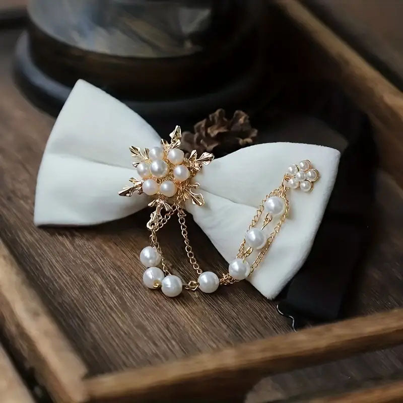 Elegant Imitation Pearl Snowflake Tassel Brooch Pin