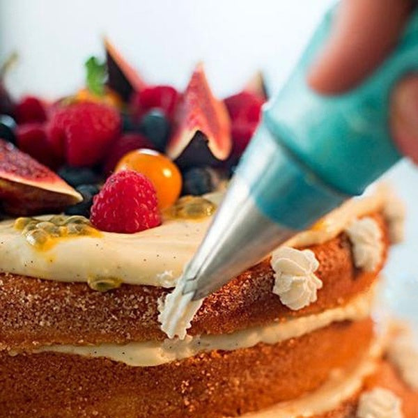 Pastry Bag Icing Piping