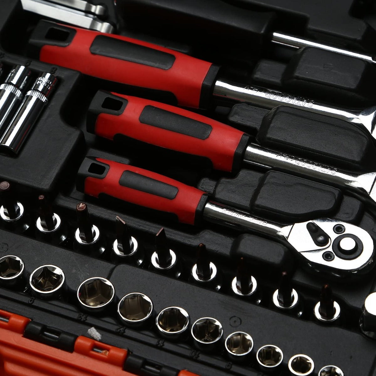 121PCS Socket Set Auto Car Repair Kit