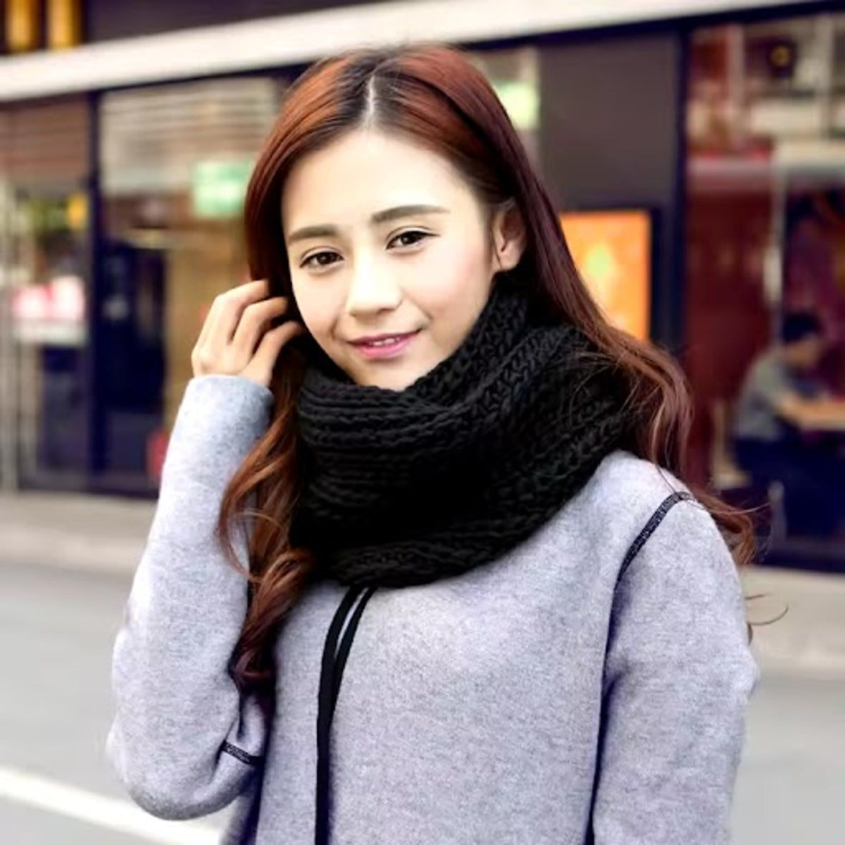 Elegant Knitted Neck Gaiter for Women